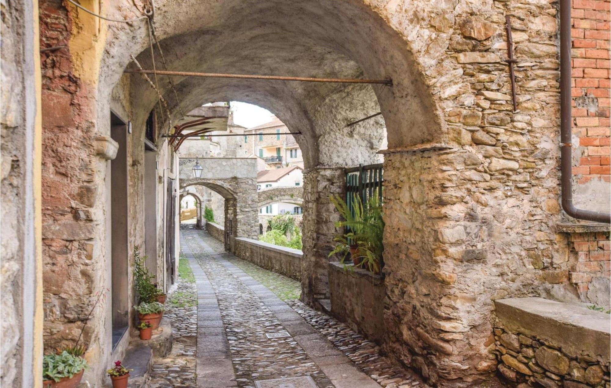 דירות דולצ'דו La Casa Sul Fiume מראה חיצוני תמונה